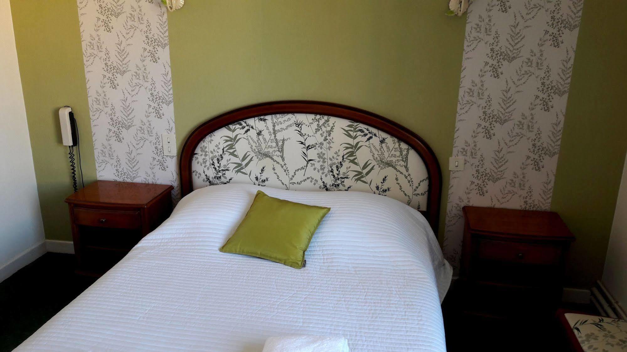 Logis Au Puits Enchante Saint-Martin-en-Bresse Zewnętrze zdjęcie